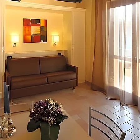 Borgo Castel Savelli 3* Grottaferrata