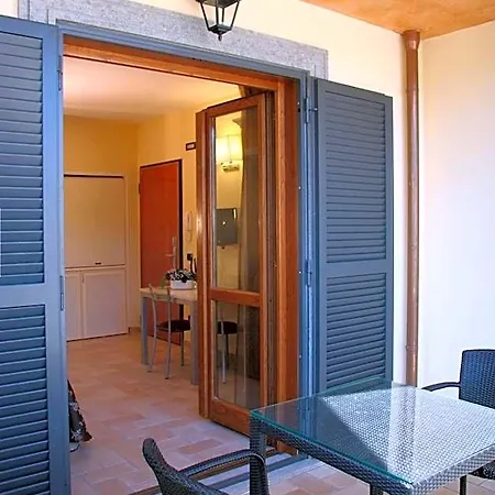 Borgo Castel Savelli 3* غروتافراتا